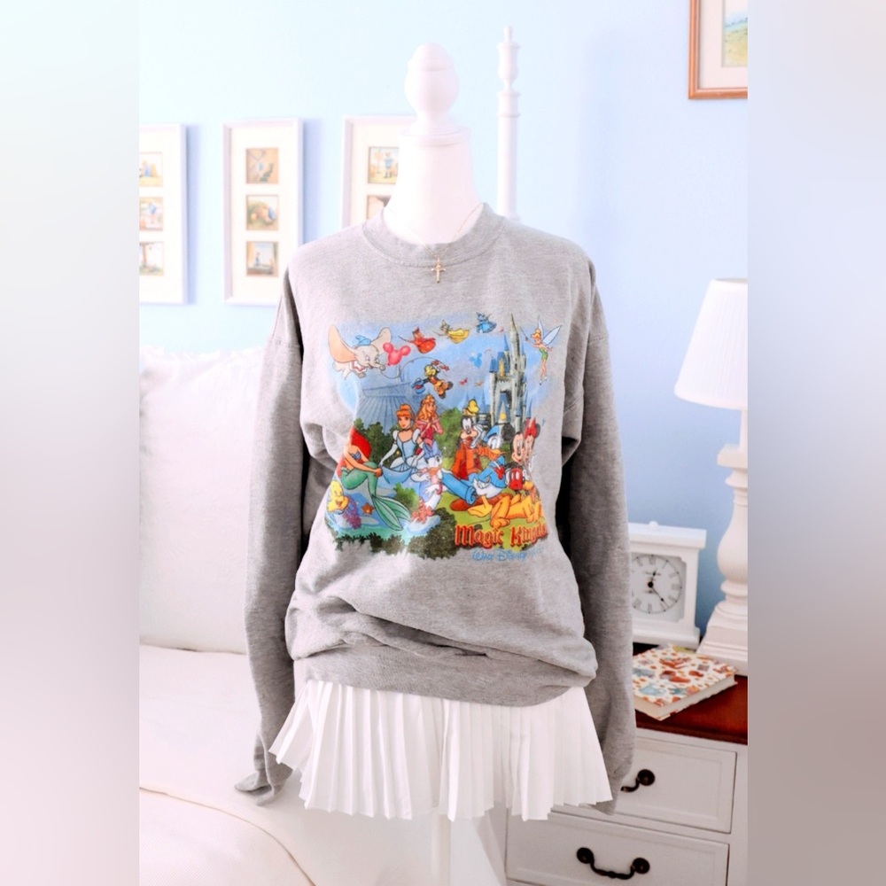 Vintage Disney magic kingdom Sweatshirt